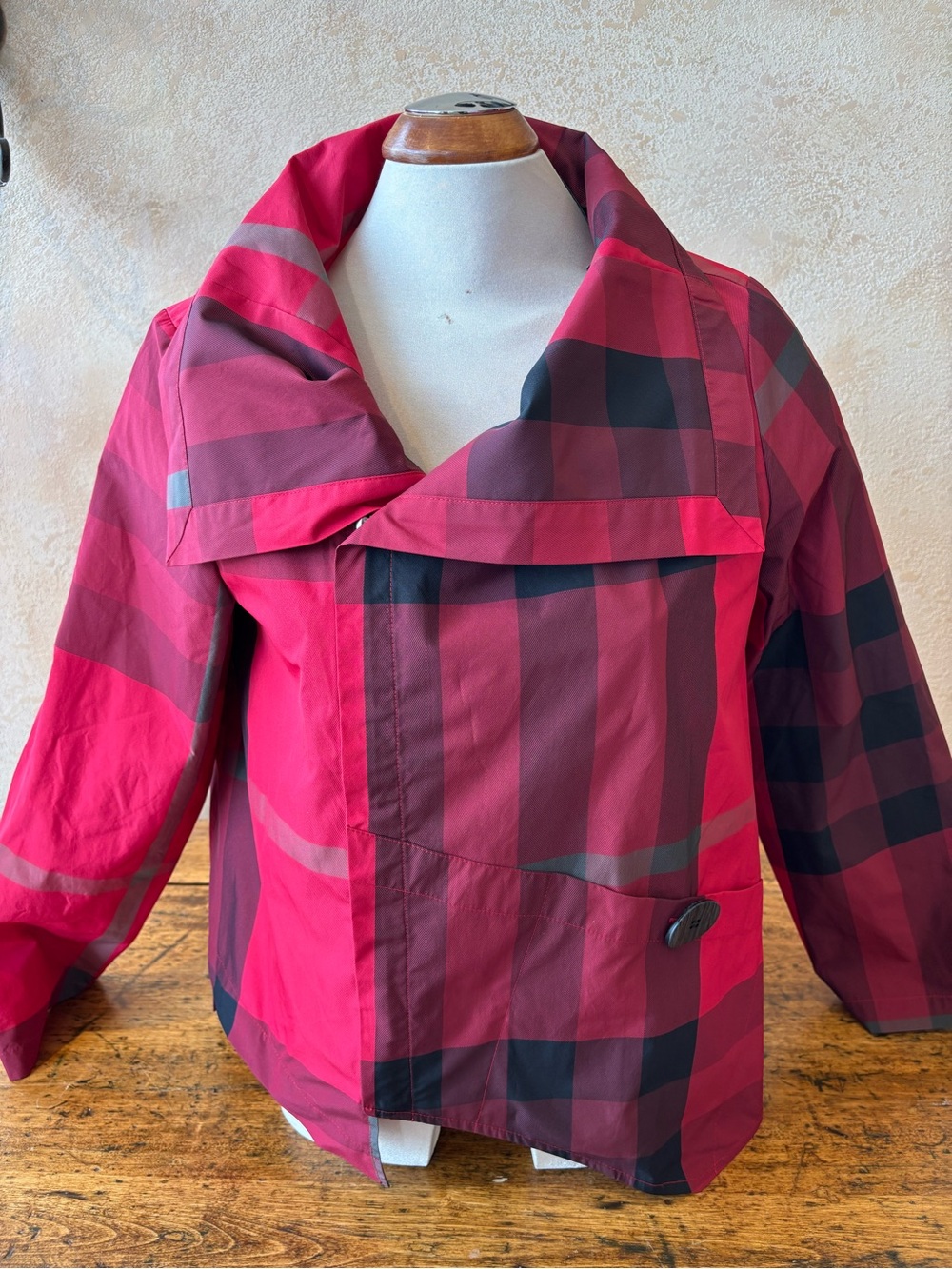 Women’s Plaid Water-Resistant Red Rain Jacket with Wide Collar